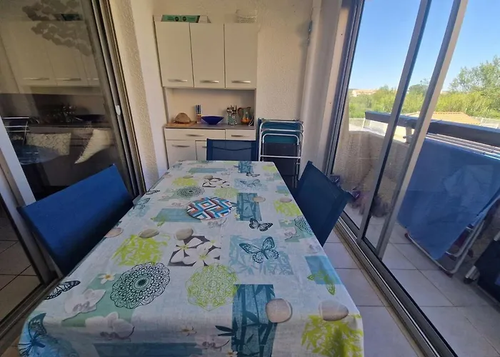 Avec Piscine Et Parking A - Fr-1-326-607 *